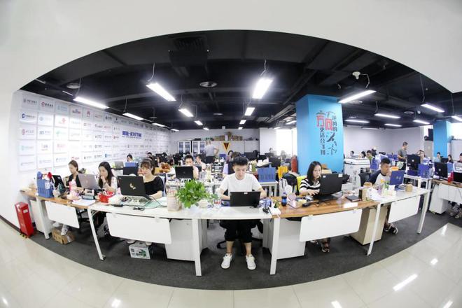 科創(chuàng)之星 | 馬上消費首席信息官兼副總經(jīng)理蔣寧 金融領(lǐng)域科技創(chuàng)新的領(lǐng)跑者與信息技術(shù)研發(fā)的實踐者